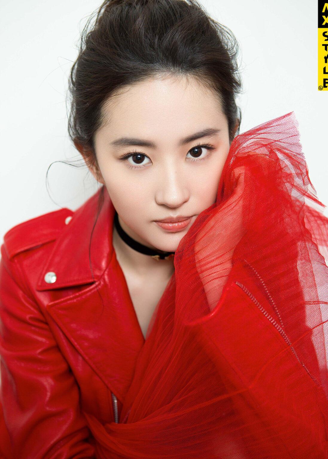 Top 10 Most Beautiful Female Actresses in China 2025