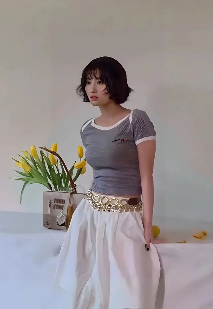 Momo (TWICE) Photo 3
