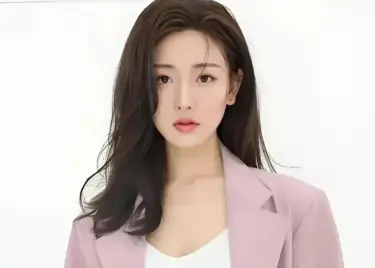 Meng Lu (孟璐)
