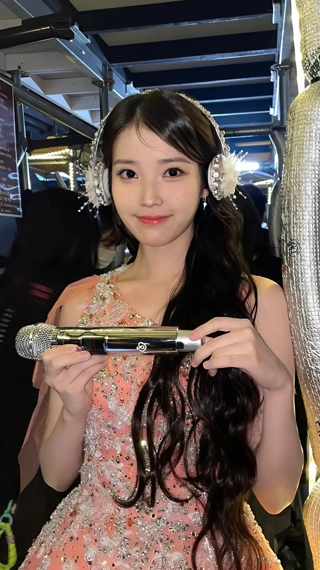 IU (아이유) Photo 3