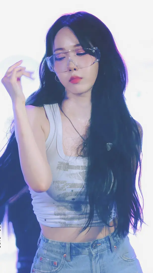 SinB's photo 8
