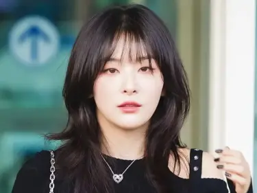 Seulgi (Red Velvet)