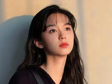 Zhou Ye (周也)